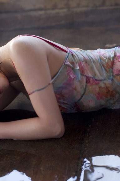 足球比分|网曝80后检察官攀附权贵抛妻弃子官方:已撤职(图1) 足球比分